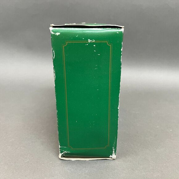 Dept. 56 Dickens' Village Series Postern Building 10 Year Anniversary 1984-1994 - Picture 11 of 11